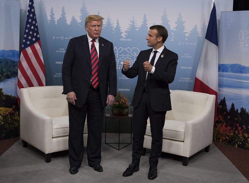 La marca del dedo pulgar del presidente francés, Emmanuel Macron, quedó plasmada en la mano derecha de Donald Trump tras su efusivo saludo en la Cumbre del G7 en Canadá.