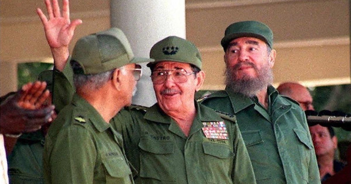 Una fotografía vincula a Fidel Castro con Jeffrey Epstein
