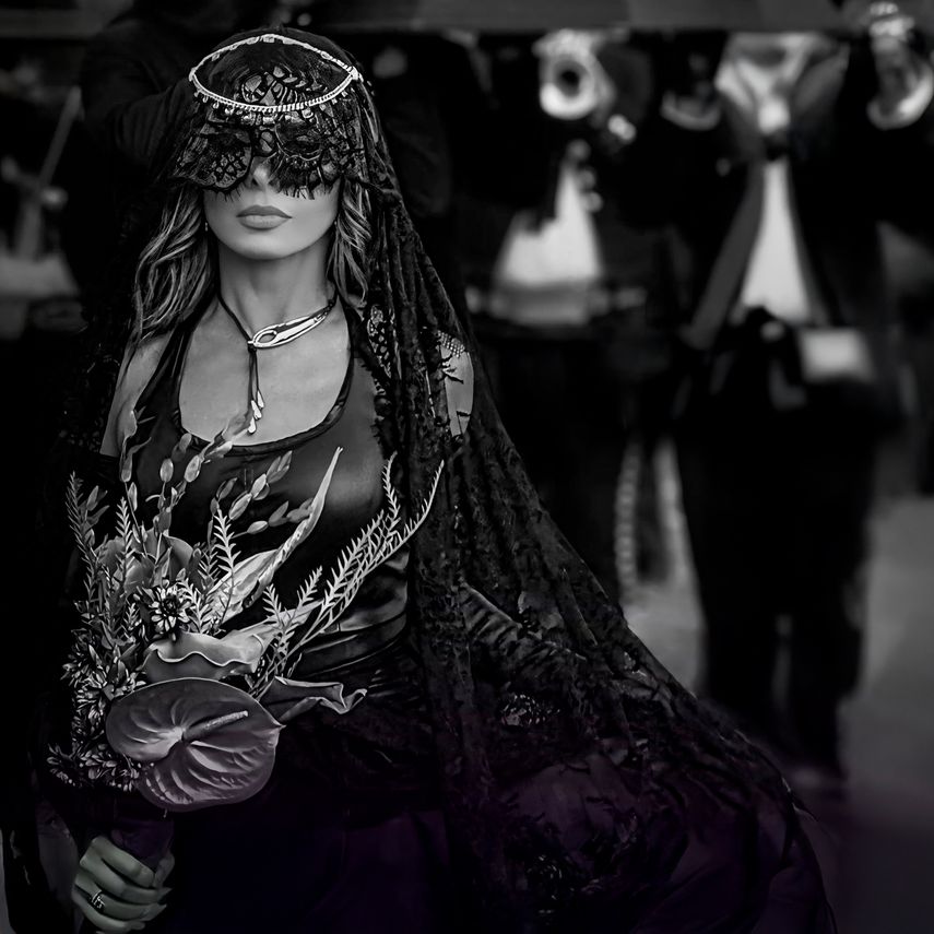 Gloria Trevi presenta el tema 