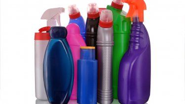 Los científicos analizaron tanto productos convencionales como productos de limpieza verdes y detectaron un total de 530 COV en los 30 productos