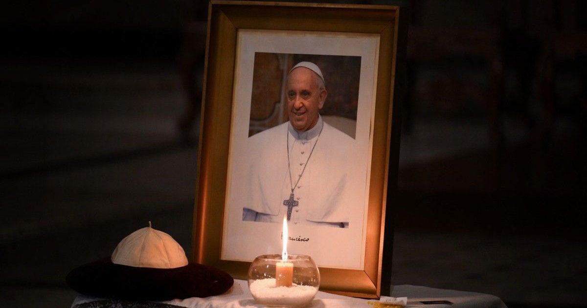 La capilla ardiente del papa Francisco cierra con 250.000 visitantes