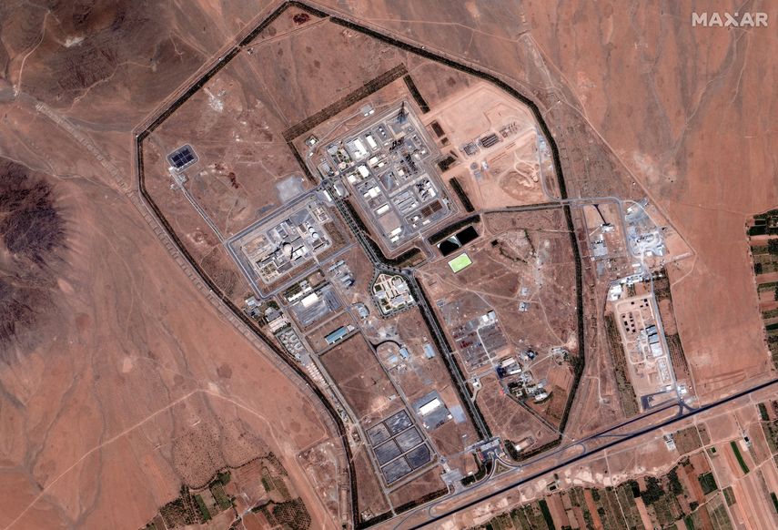 Esta imagen satelital, publicada por Maxar Technologies el 19 de junio de 2025 y tomada el mismo día, muestra los daños en la instalación nuclear iraní de Arak, en el centro de Irán, tras un ataque israelí.&nbsp;