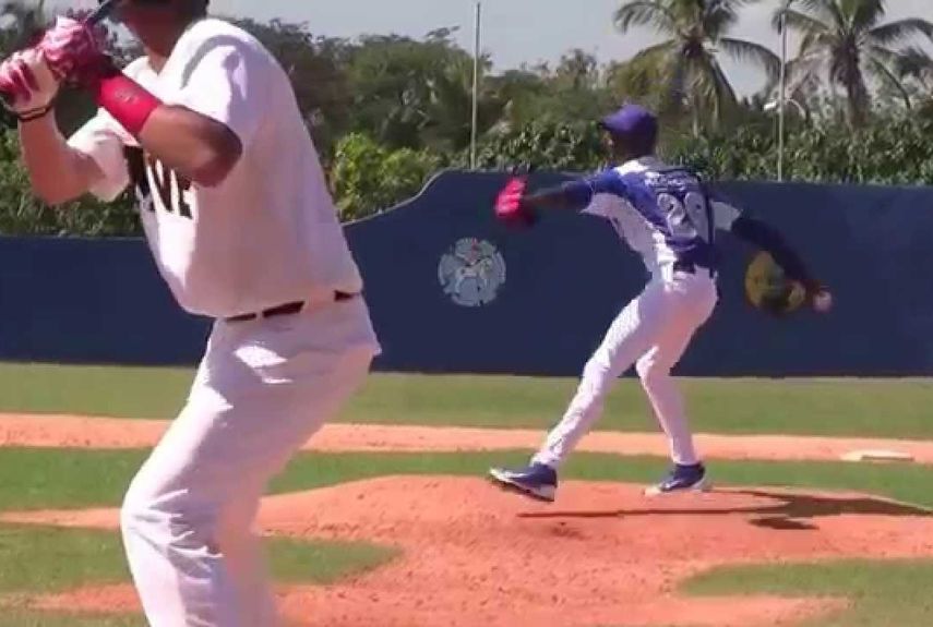Álvarez durante una aparición frente a los scouts
