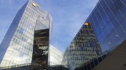 El consejo de administración de Gas Natural Fenosa, reunido de forma extraordinaria a primera hora de esta tarde, ha acordado mover su sede social de Barcelona a Madrid.