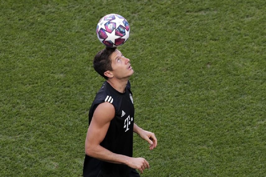 Barcelona anuncia fichaje de Lewandowski hasta 2027&nbsp;