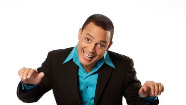 Alexis Valdés aterriza en el renovado canal con su tradicional programa de humor que comenzará a ser transmitido a fines del mes de abril. (CORTESÍA)