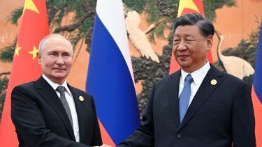 El presidente de Rusia, Vladimir Putin y su homólogo de China, Ji Jinping