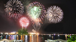 Desde el Bayfront Park se puede disfrutar de los fuegos artificiales que dan la bienvenida al Año Nuevo.
