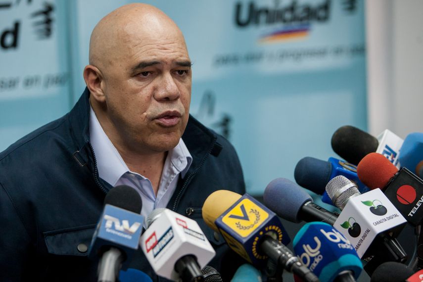 Torrealba, también llamó a los venezolanos a ser dolientes y no actores frente a la crisis económica que atraviesa el país caribeño.