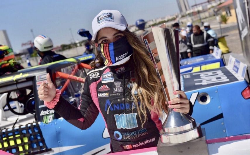 &nbsp;Con solo 18 años, Regina Sirvent es la mejor joven piloto en NASCAR.
