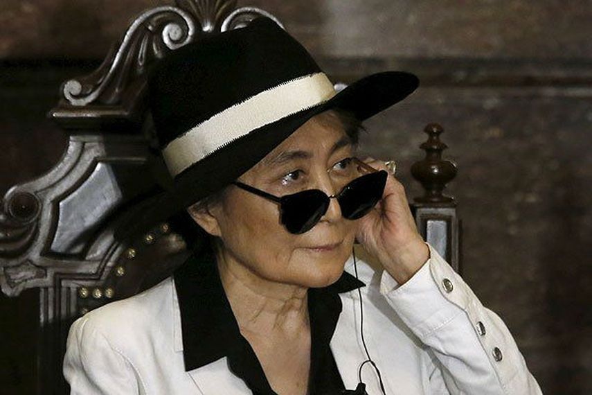 La artista japonesa fue esposa del legendario Beatle, John Lennon, asesinado en 1980 en Nueva York 