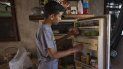En Venezuela la crisis ha obligado a los ciudadanos a reinventarse para no morir de hambre. Samuel Andrés Medina vende dibujos para comer. En Venezuela la crisis ha obligado a los ciudadanos a reinventarse para no morir de hambre. Samuel Andrés Medina vende dibujos para comer.