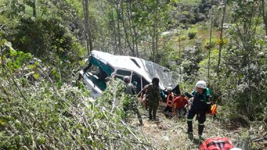 Los heridos fueron trasladados a hospitales de la zona y los más graves remitidos a Bogotá.