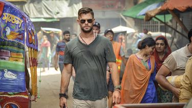 Chris Hemsworth en una escena de Extraction en una imagen proporcionada por Netflix.&nbsp;