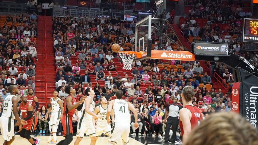 Los Bucks triunfaron sobre el Heat con una diferencia de 15 puntos.