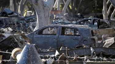 Vista de casas que fueron destruidas en el incendio de Woosley en Malibú,&nbsp;California.