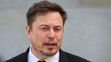 Elon Musk, el dueño de Tesla, SpaceX, Neuralink, y la red social X.