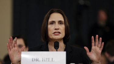 Fiona Hill, experta en Rusia y exasesora de la Casa Blanca, rinde testimonio ante legisladores como parte de la investigaci&oacute;n Trump-Ucrania, en la sede del Congreso, en Washington el 21 de noviembre de 2019.