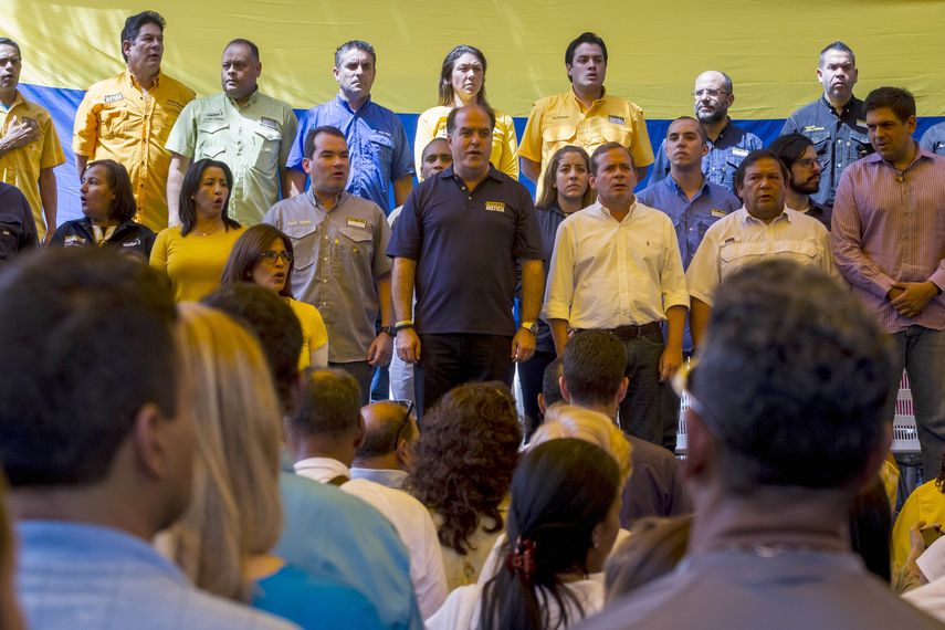 Concentrarse en elegir un candidato para las presidenciales ha sido una de las exigencias de los partidos opositores que se  negaron a participar en la votación de alcaldes a realizarse el 10 de  diciembre para volver a las urnas.