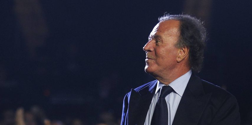 En caso de que el juez considere que se debe continuar adelante con el proceso, la defensa de Julio Iglesias instará la suspensión del juicio para la práctica de la prueba de ADN en el marco del proceso.
