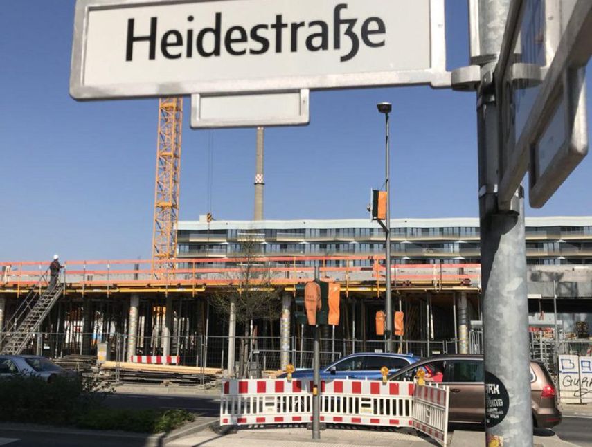 Las autoridades de Berlín evacuaron el área para desactivar la bomba.