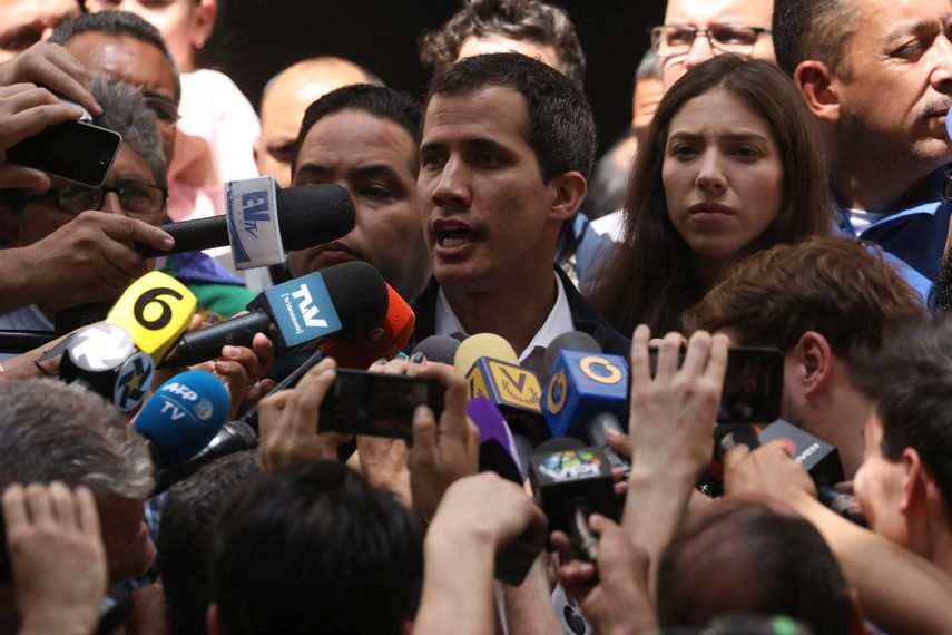 El presidente encargado, Juan Guaidó, se marcó como uno de sus principales objetivos&nbsp;atender la emergencia humanitaria que hoy vive Venezuela&nbsp;y aseguró que no tienen miedo.