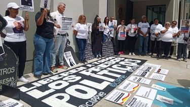 Durante la protesta el 15 de septiembre ante la sede de la embajada de España en Caracas, el Comité por la Libertad de los Presos Políticos abogó por la creación de una comisión internacional para supervisar la situación de estos detenidos