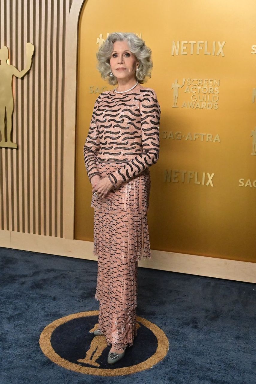 La actriz estadounidense Jane Fonda llega a la 31ª edición de los premios del Sindicato de Actores de Cine en el Auditorio Shrine de Los Ángeles, el 23 de febrero de 2025.