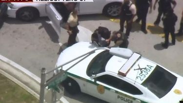 &nbsp;Policía de Miami Beach ejecuta órdenes de allanamiento por narcóticos.