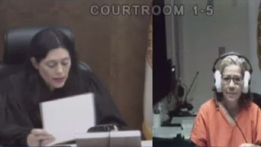 La mujer enfrenta cargo de secuestro de un niño menor de 13 años.