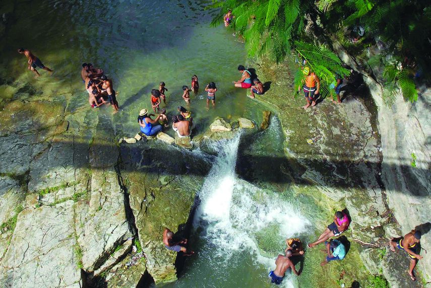 Los cubanos tienen acceso a muy pocas opciones para vacacionar, entre ellas, los sitios para acampar