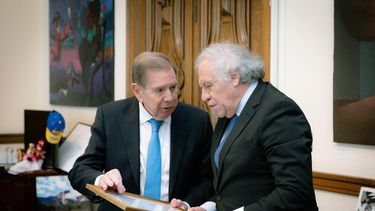 Edmundo González Urrutia fue recibido por el Secretario General de la OEA