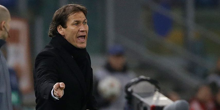 García empujó e intentó golpear a uno de los jueces en el partido contra el Genoa (AP)