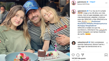 Gabriel Soto y sus hijas.&nbsp;