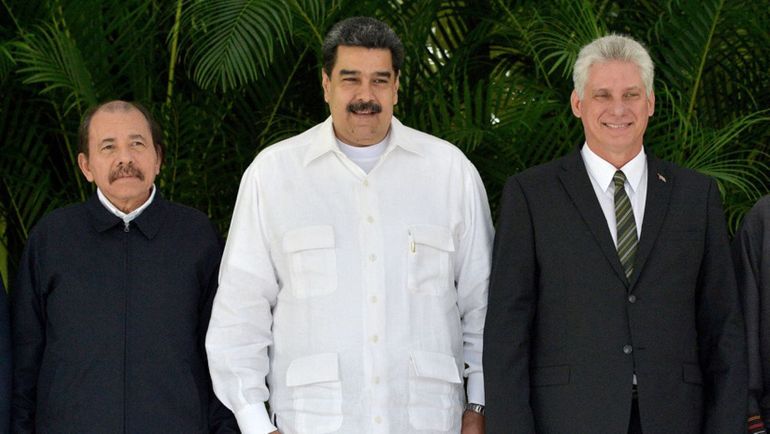 De izqueirda a derecha, el dictador sandinista Daniel Ortega y los dictadores de Venezuela y Cuba Nicolás Maduro y Miguel Díaz-Canel, respectivamente. 