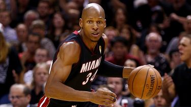 Allen jugó 18 temporadas en la NBA y en sus dos últimas camapaña uniformado con la camiseta del Heat