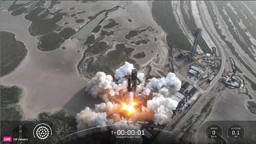 Esta captura de pantalla de SpaceX en vivo muestra el lanzamiento del cohete Starship de SpaceX desde Starbase, Texas, el 27 de mayo de 2025. (Foto de SPACEX / AFP)