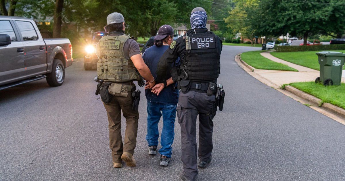 Juez cancela temporalmente deportación a terceros países y da “oportunidad significativa” a migrantes