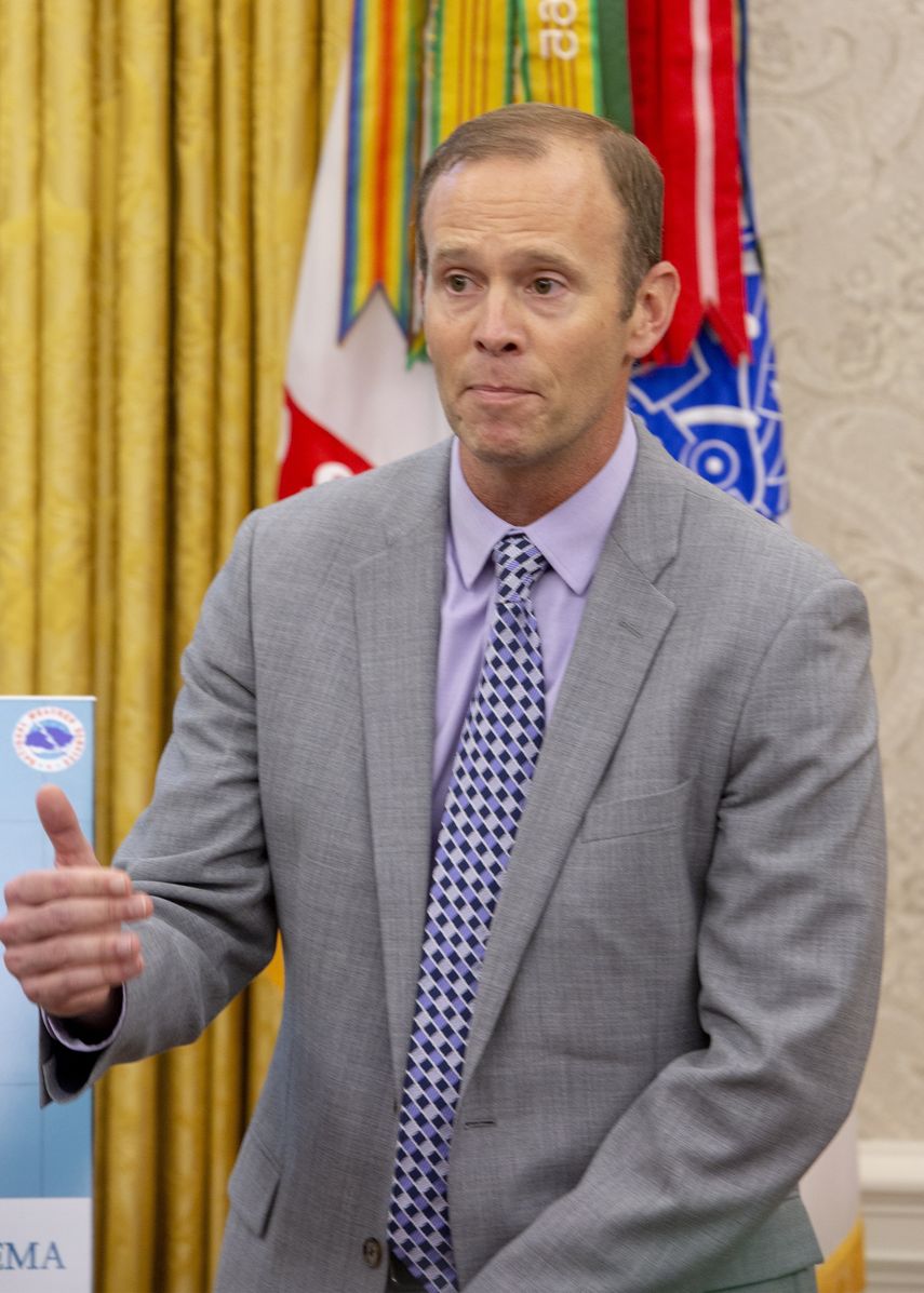 El hasta ahora administrador de la Agencia Federal para la Gestión de Emergencias (FEMA, en inglés) de Estados Unidos, Brock Long, anunció hoy su dimisión.