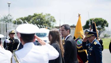El presidente encargado de Venezuela, Juan Guaidó, a su llegada a Ecuador.&nbsp;