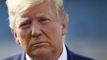 Donald Trump neg&oacute; versiones de que los l&iacute;deres del Grupo de los Siete lo recibieron tensamente en la cumbre en Francia.