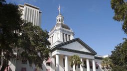 Vista parcial del Capitolio de la Florida, en Tallahassee. Vista parcial del Capitolio de la Florida, en Tallahassee.