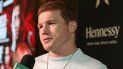El mexicano Saúl Canelo Álvarez, campeón de supermedianos del Consejo Mundial y la Asociación Mundial del Boxeo, concede una entrevista antes de su pelea contra el turco Yildirim Avni El mexicano Saúl Canelo Álvarez, campeón de supermedianos del Consejo Mundial y la Asociación Mundial del Boxeo, concede una entrevista antes de su pelea contra el turco Yildirim Avni