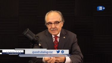 Asdrúbal Aguiar, abogado, político y escritor venezolano.