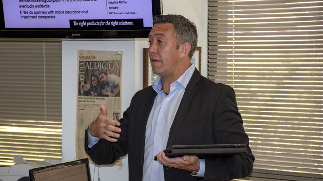 Marcel Macías, director de Mercadeo de WFG, en Davie, Florida.