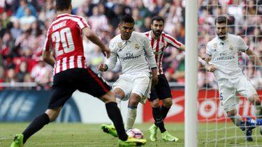 Casemiro (segundo a la izquierda) marcó el segundo gol de los merengues.&nbsp;