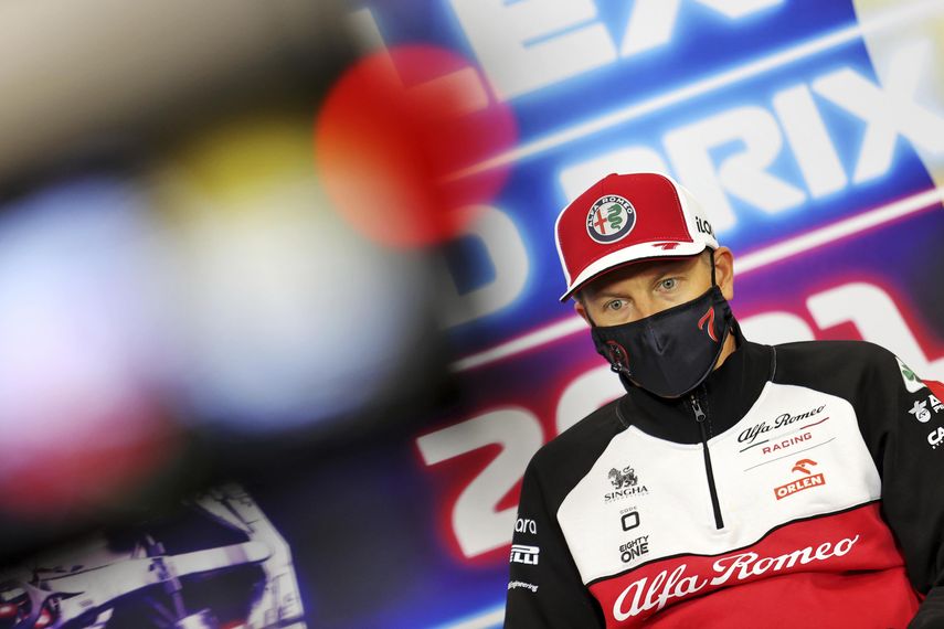 Piloto de Fórmula 1 Kimi Räikkönen (Alfa Romeo), positivo por COVID