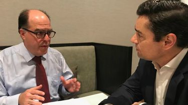 Julio Borges,&nbsp;diputado opositor venezolano,&nbsp;y&nbsp;Carlos Vecchio, nombrado recientemente como encargado de negocios de&nbsp;Venezuela&nbsp;en EEUU por el presidente encargado,&nbsp;Juan Guaidó.