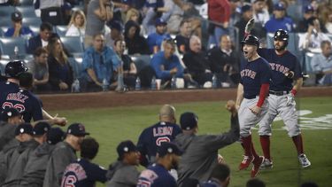 Los patirrojos buscarán conquistar el título este domingo en el Juego 5 en el Dodger Stadium.