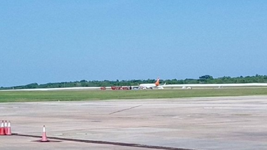 Un&nbsp;vuelo&nbsp;de la&nbsp;aerolínea&nbsp;canadiense&nbsp;Sunwing con destino a Montreal tuvo que hacer un&nbsp;aterrizaje de emergencia&nbsp;en Varadero&nbsp;el miércoles después de presentar problemas técnicos